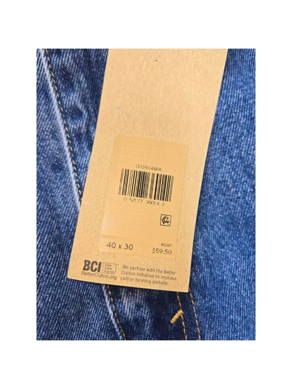 Levis 550 Relaxed Fit Tapered Leg Jeans Size 40x30 NWT